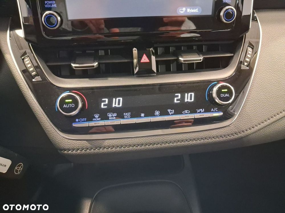 Toyota Corolla - 18