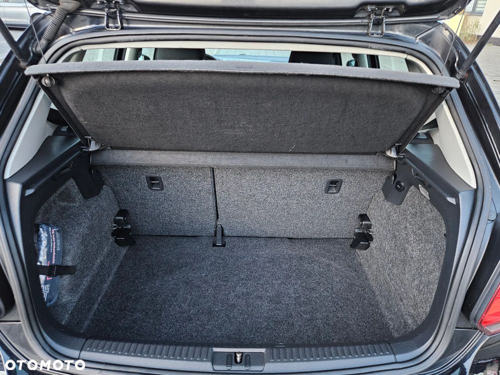 Volkswagen Polo 1.4 Highline - 13