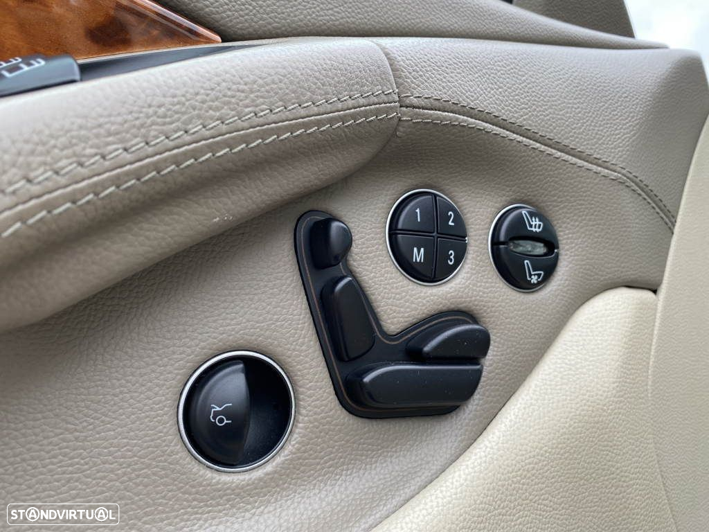 Mercedes-Benz SL 500 Standard - 27