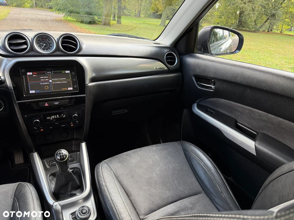 Suzuki Vitara 1.6 Premium 4WD - 21