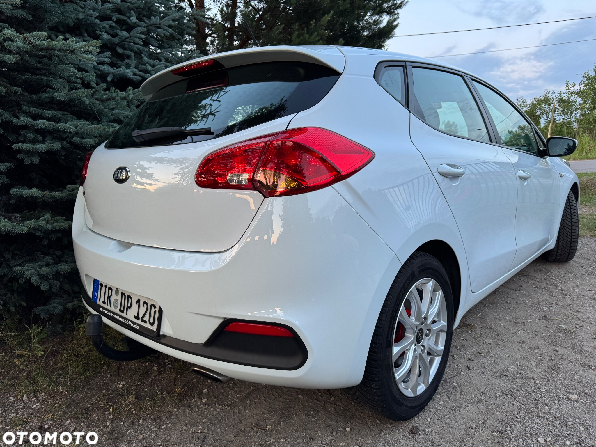 Kia Ceed - 28