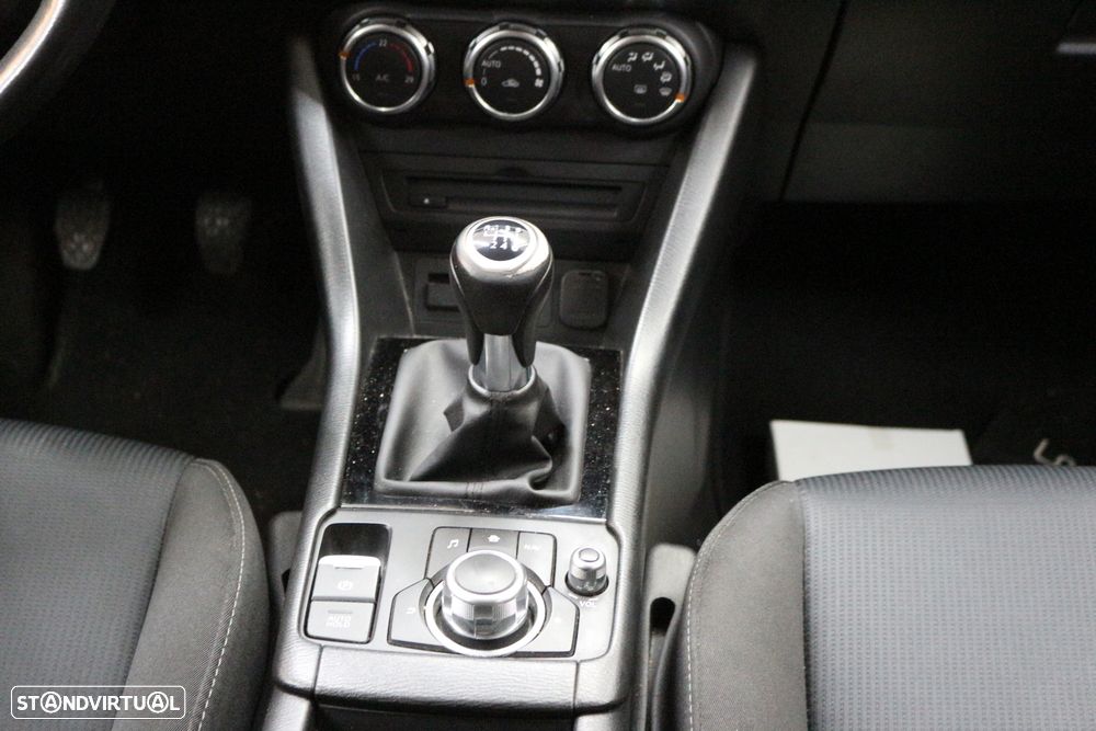 Mazda CX-3 1.8 Sky.Evolve Navi - 29