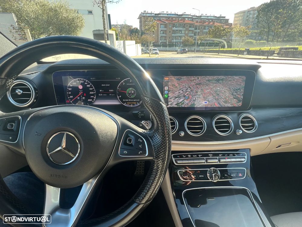 Mercedes-Benz E 220 - 17