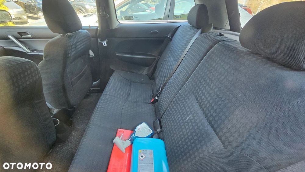 Honda Civic 1.6i LS - 9