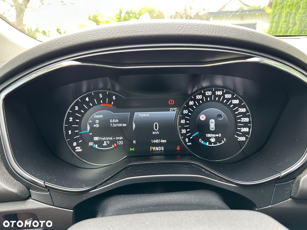 Ford Mondeo 2.0 EcoBlue Titanium - 25