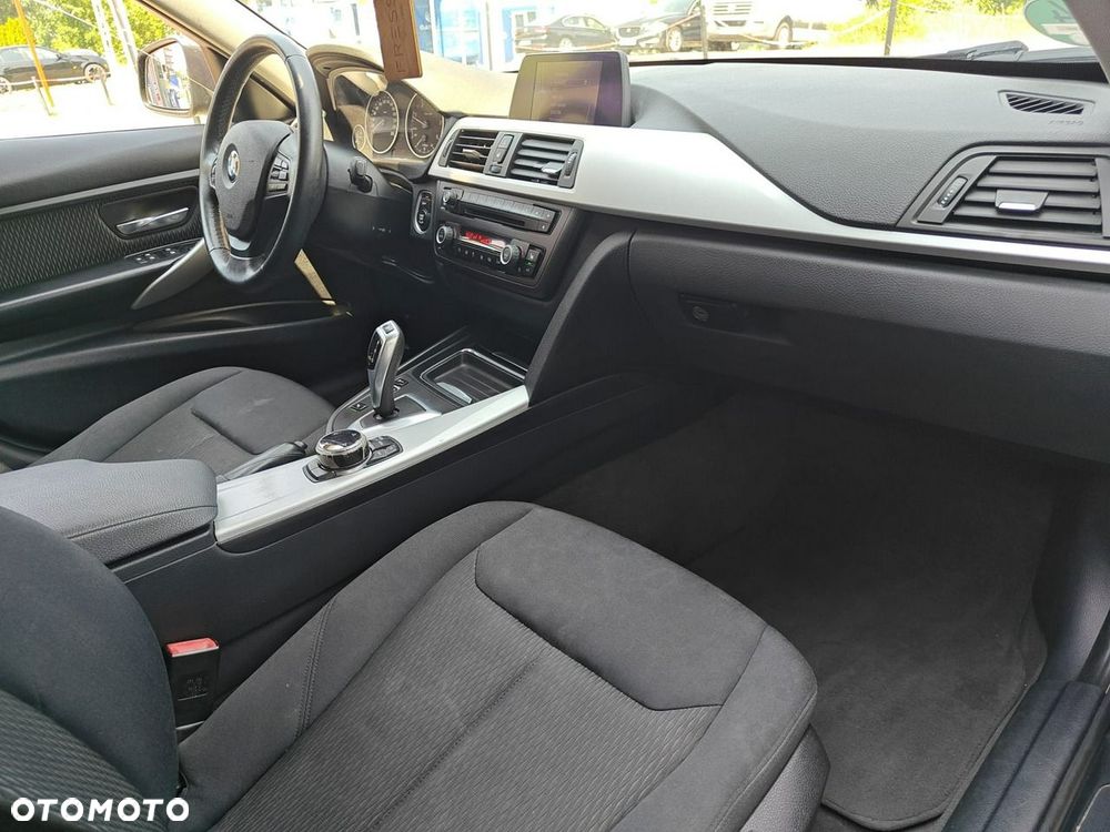 BMW Seria 3 - 14