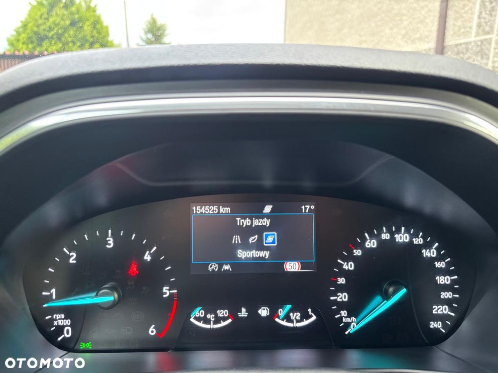Ford Focus 1.5 EcoBlue STart-Stopp-System TITANIUM - 17