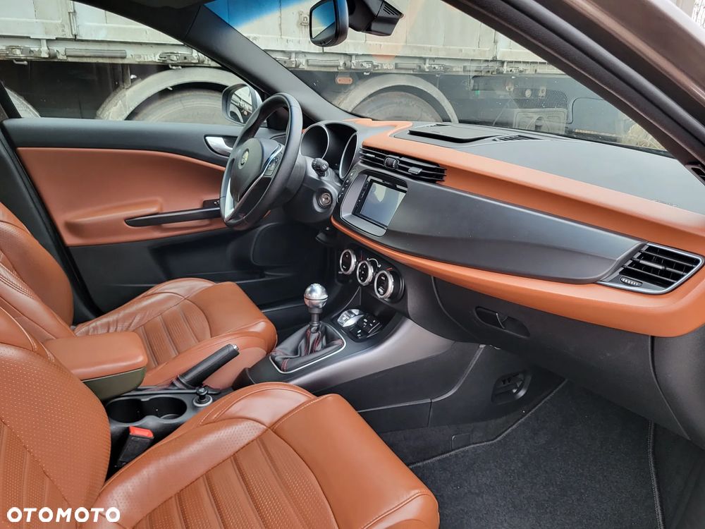 Alfa Romeo Giulietta 1.4 TB 16V Super - 32