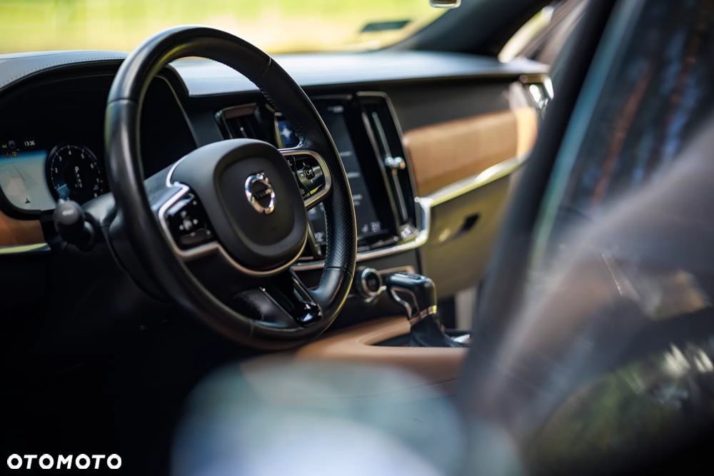 Volvo V90 T4 Inscription - 25