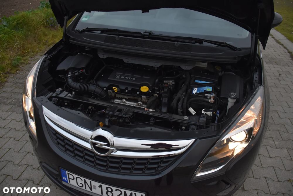 Opel Zafira 1.4 Turbo (ecoFLEX) Start/Stop Business Edition - 17