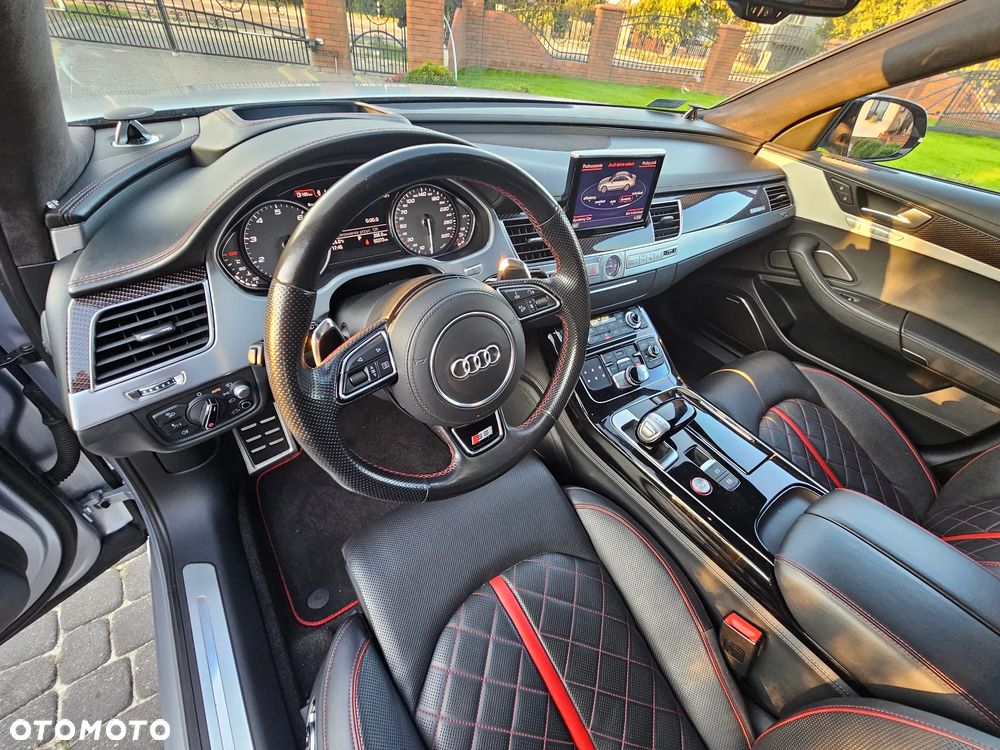 Audi S8 - 20