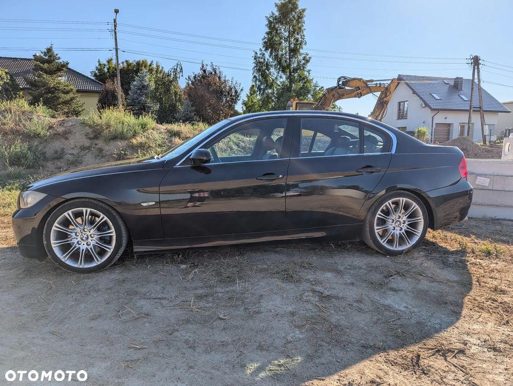 BMW Seria 3 330i - 8