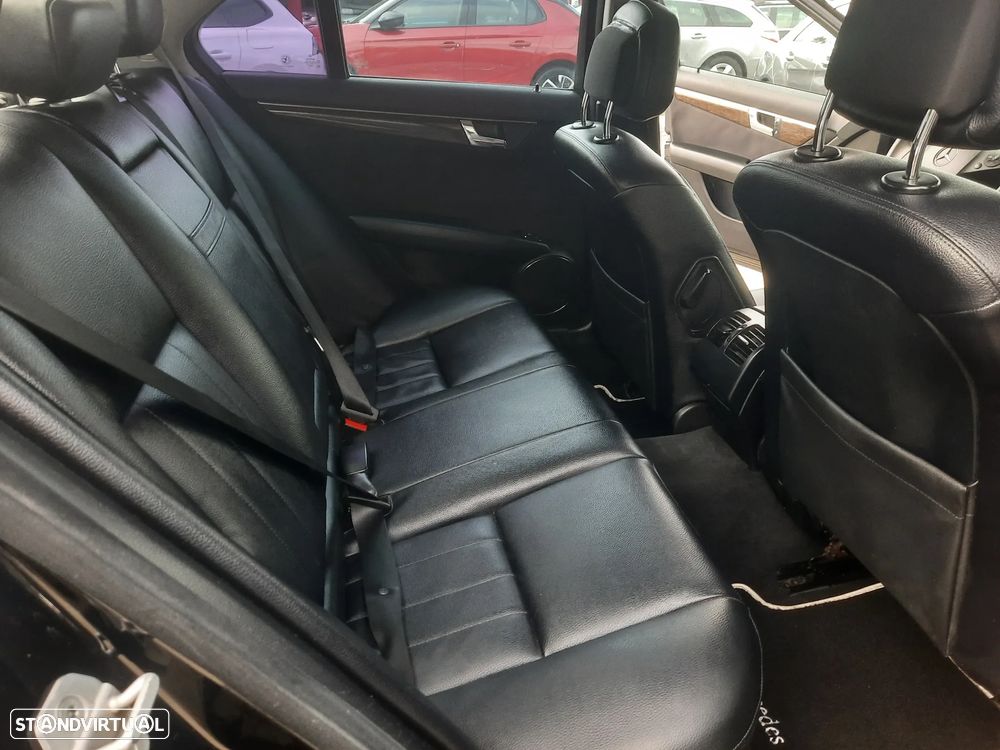 Mercedes-Benz C 220 CDi Elegance BlueEfficiency Aut. - 27