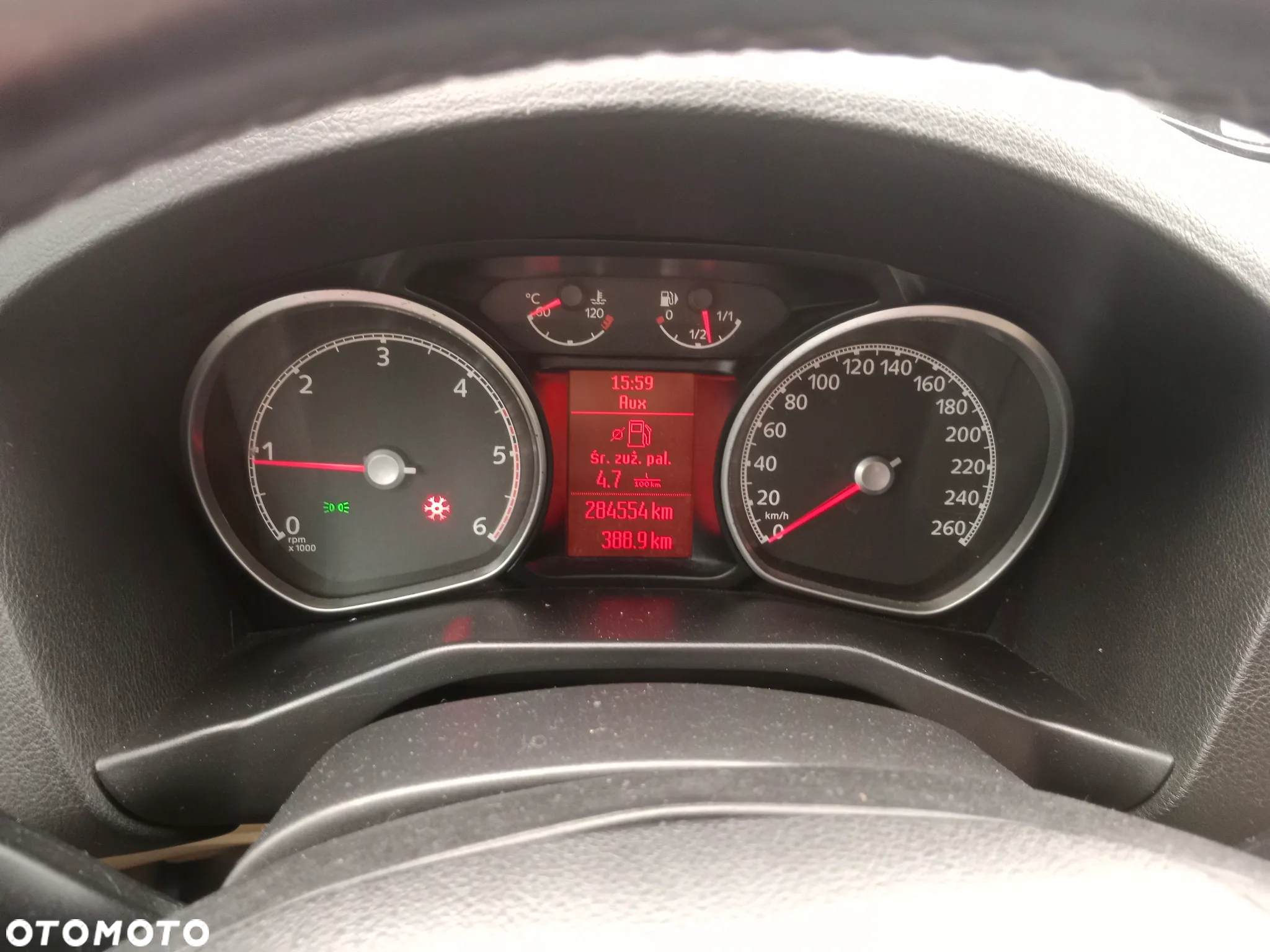 Ford Mondeo 1.8 TDCi Ghia - 11