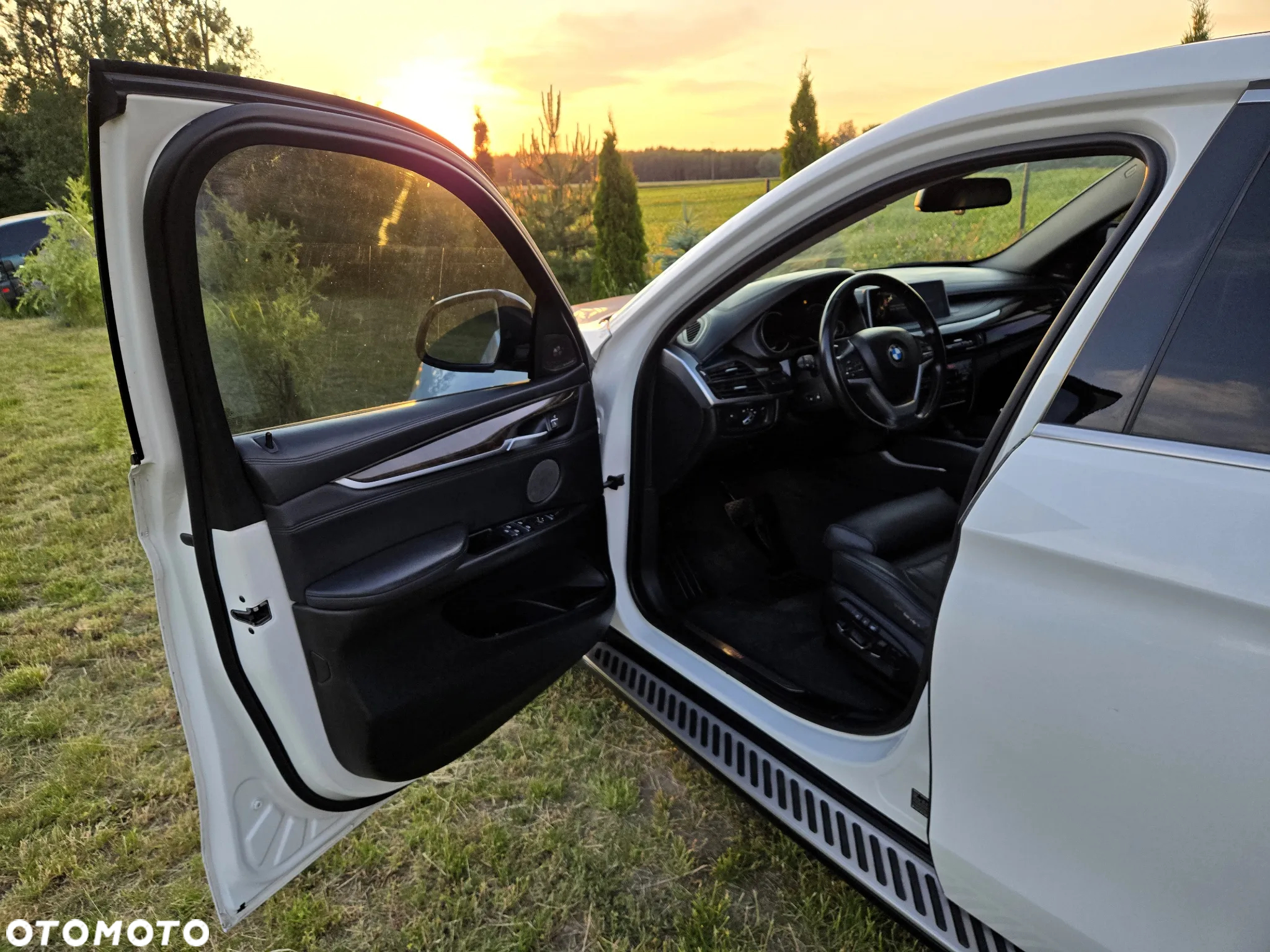 BMW X6 xDrive50i - 28