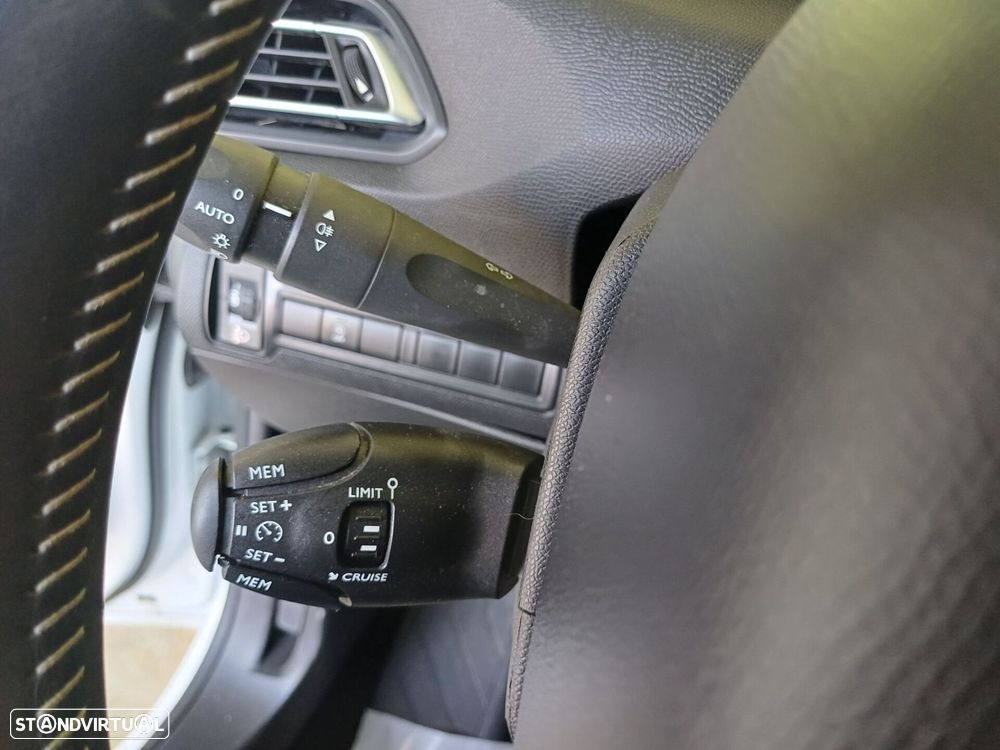 Peugeot 308 1.5 BlueHDi Business Line - 11