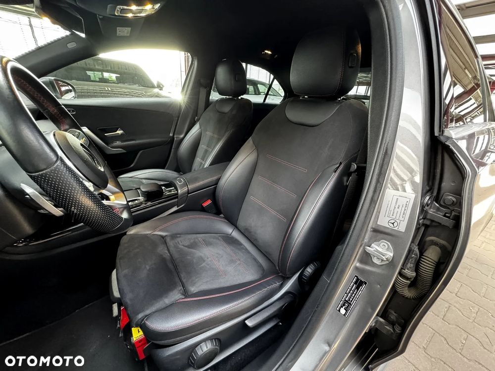 Mercedes-Benz Klasa A 200 AMG Line 7G-DCT - 12