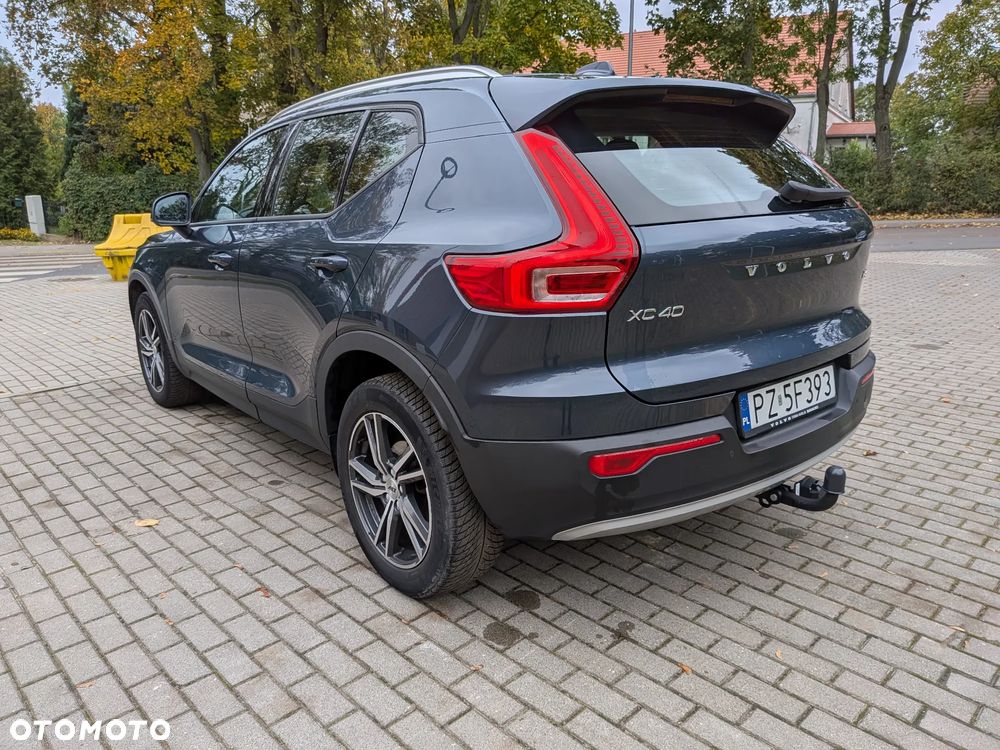 Volvo XC 40 T3 Momentum Pro - 5