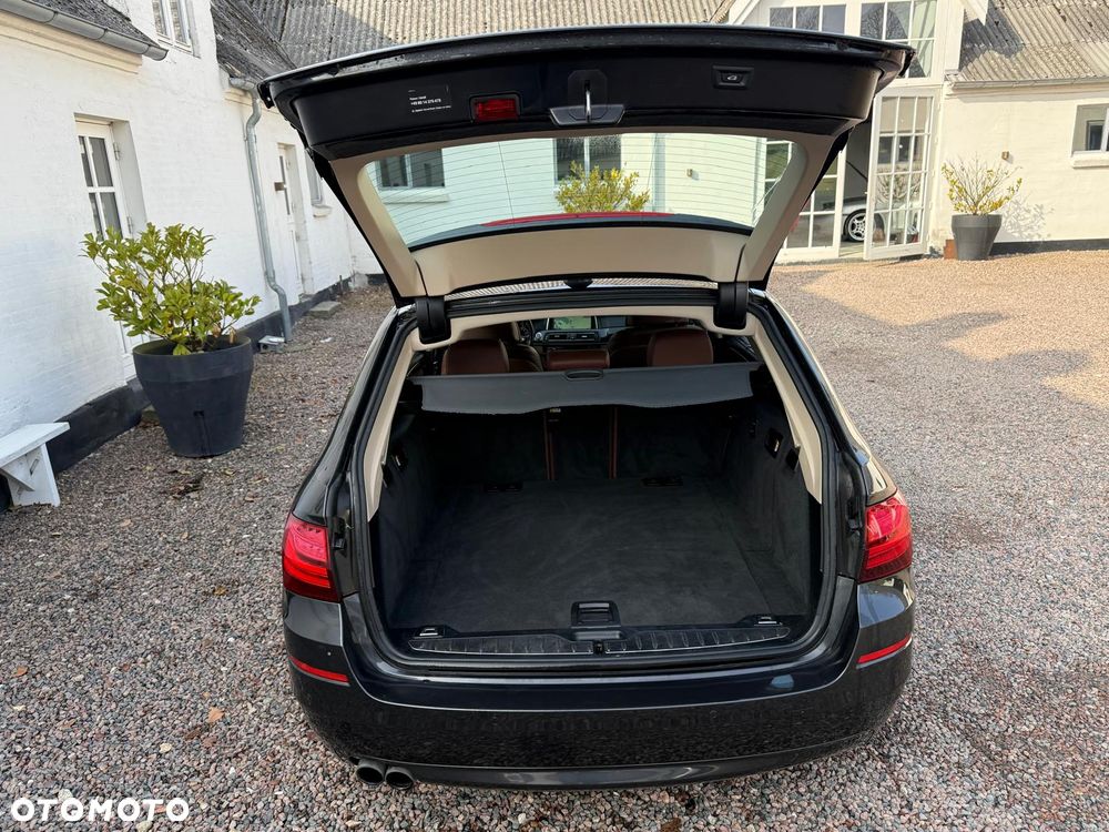 BMW Seria 5 530d Luxury Line - 17