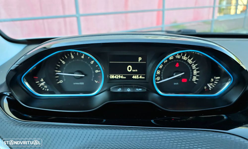Peugeot 2008 PureTech 110 Stop&Start EAT6 Crossway - 12