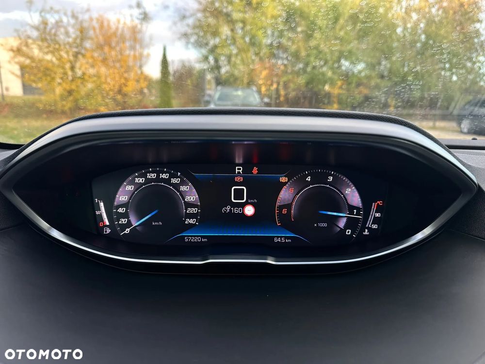 Peugeot 5008 BlueHDI 130 EAT8 Active Pack - 31