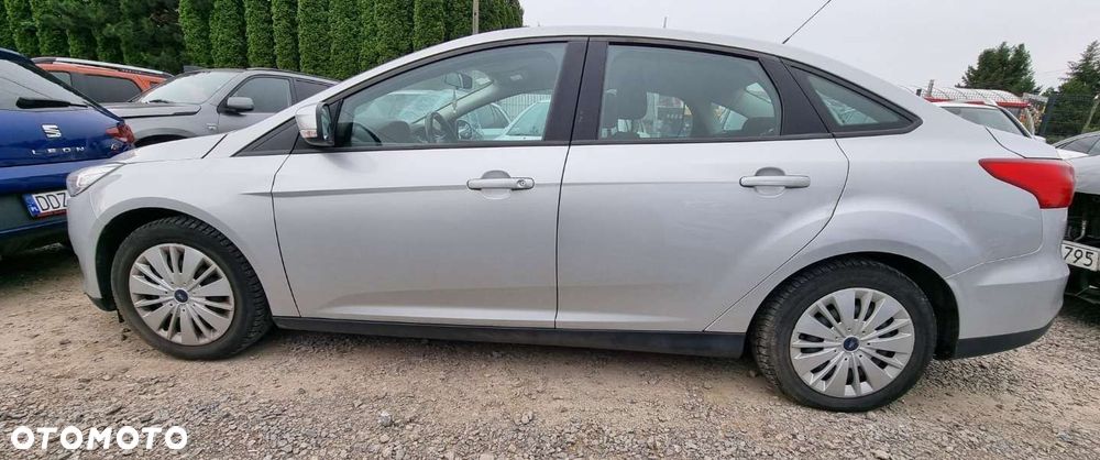 Ford Focus - 17