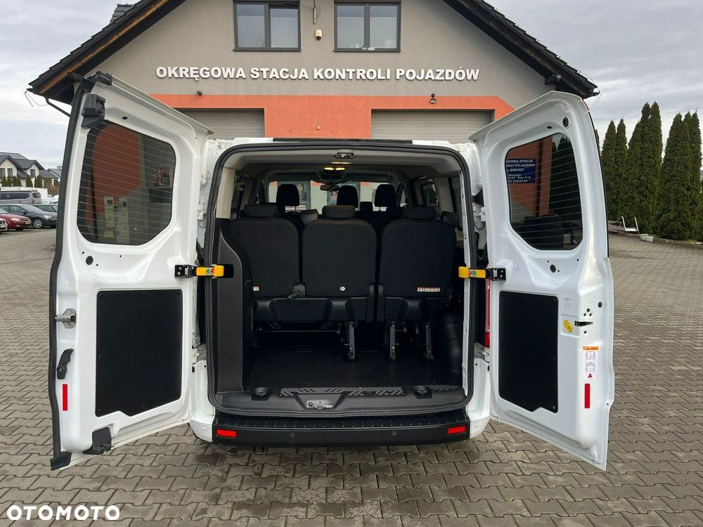 Ford Transit Custom - 11