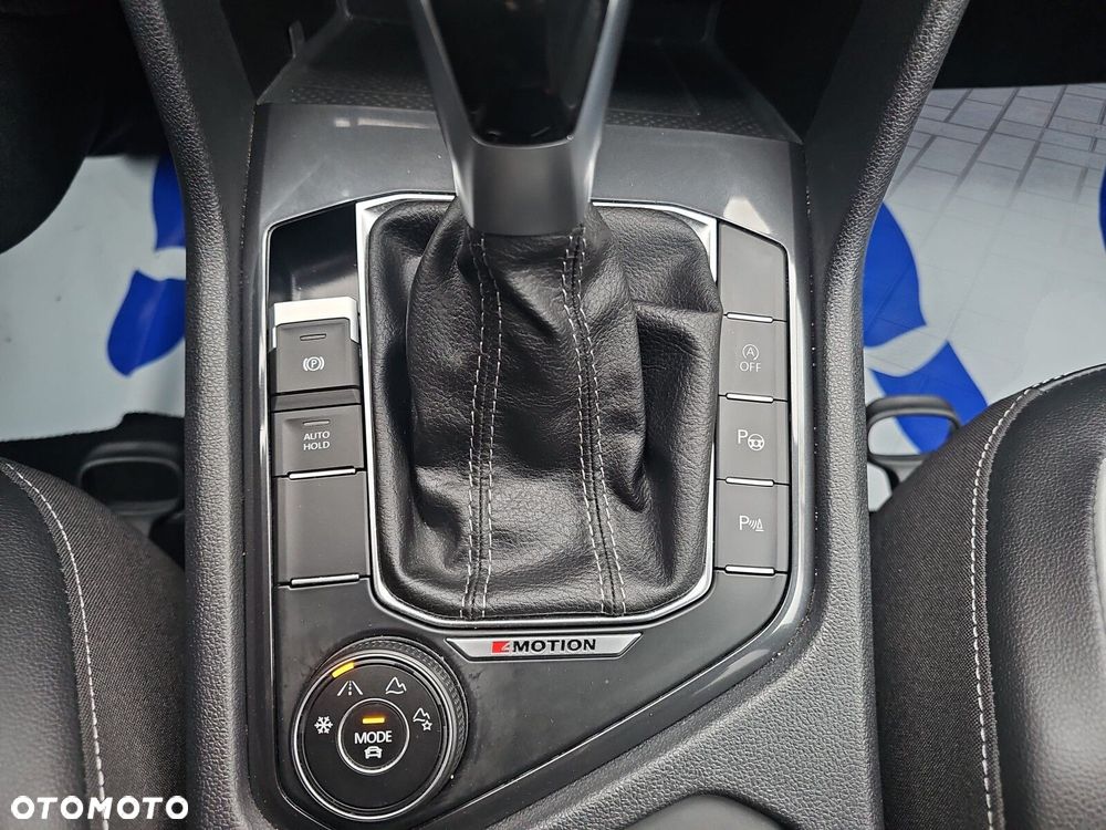 Volkswagen Tiguan Allspace 2.0 TDI 4Mot R-Line DSG - 30
