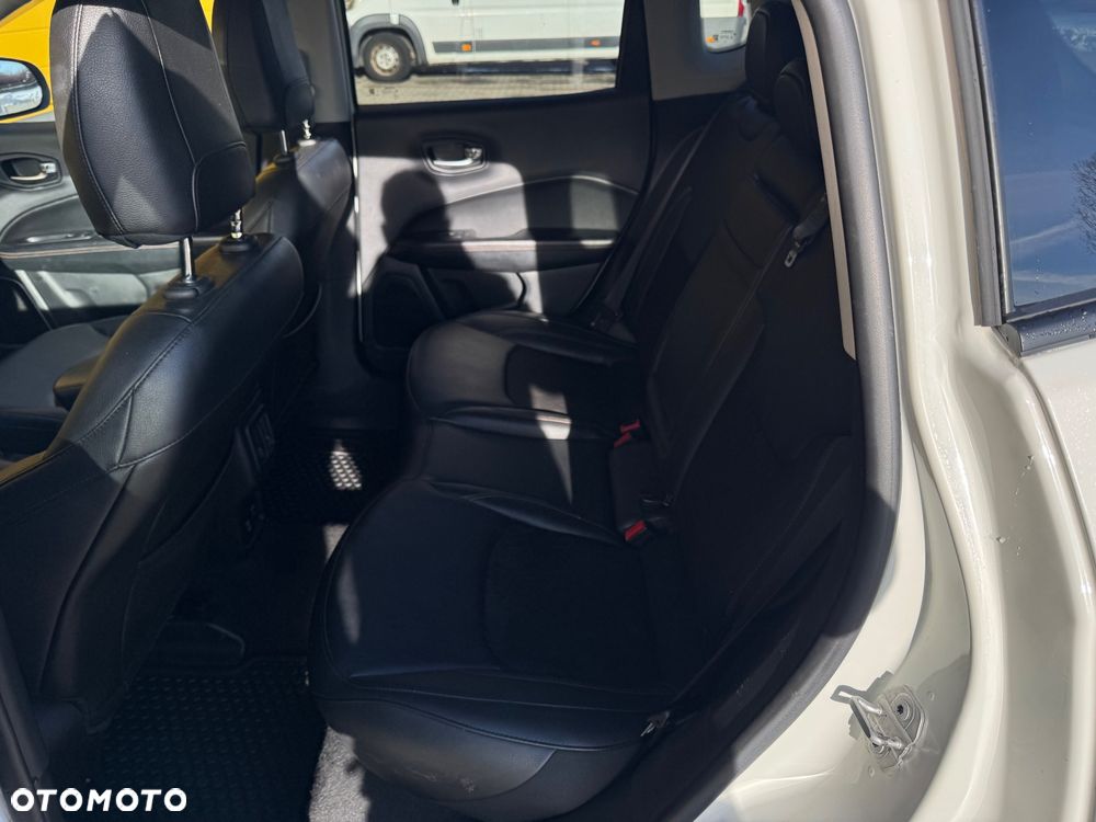 Jeep Compass 1.3 T-GDI I4 Automatik S - 14