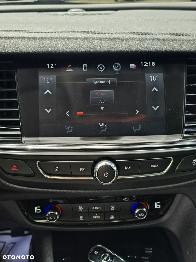 Opel Insignia - 30