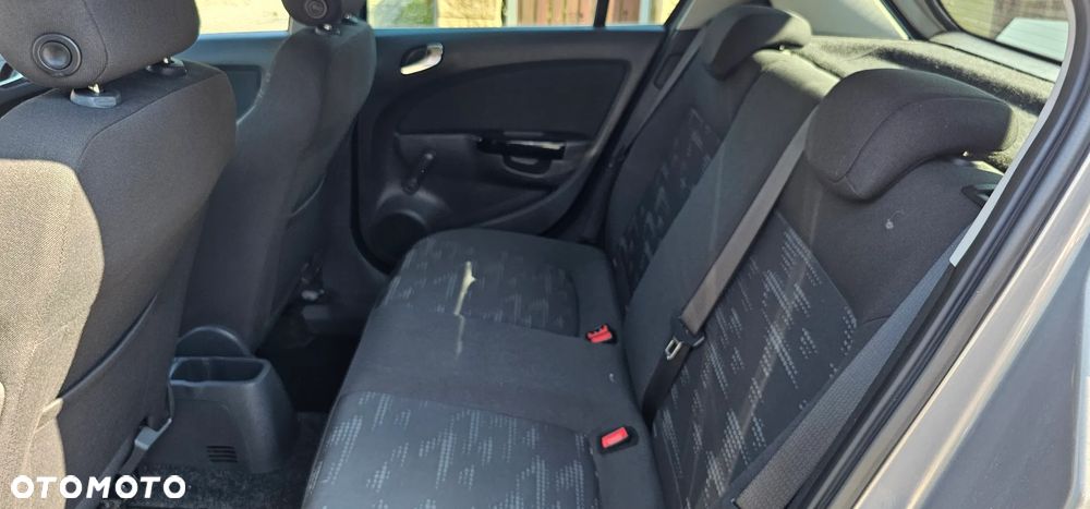Opel Corsa 1.4 16V Satellite - 9