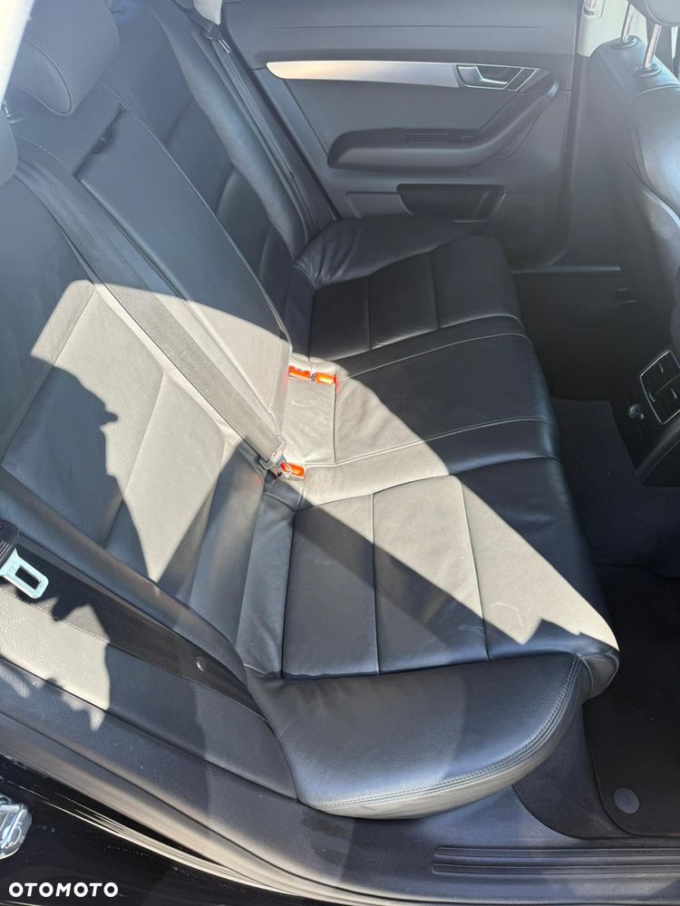 Audi A6 Avant 2.0 TDI - 11