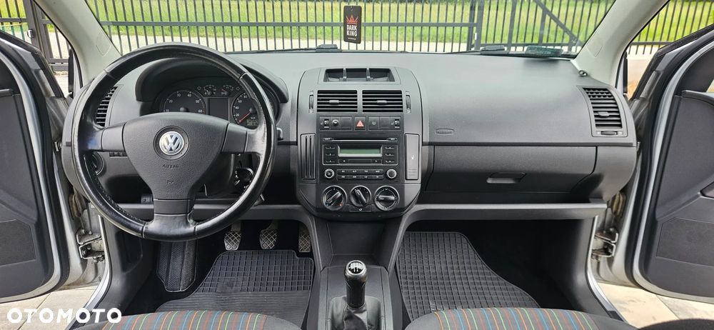 Volkswagen Polo 1.4 16V Sportline - 10