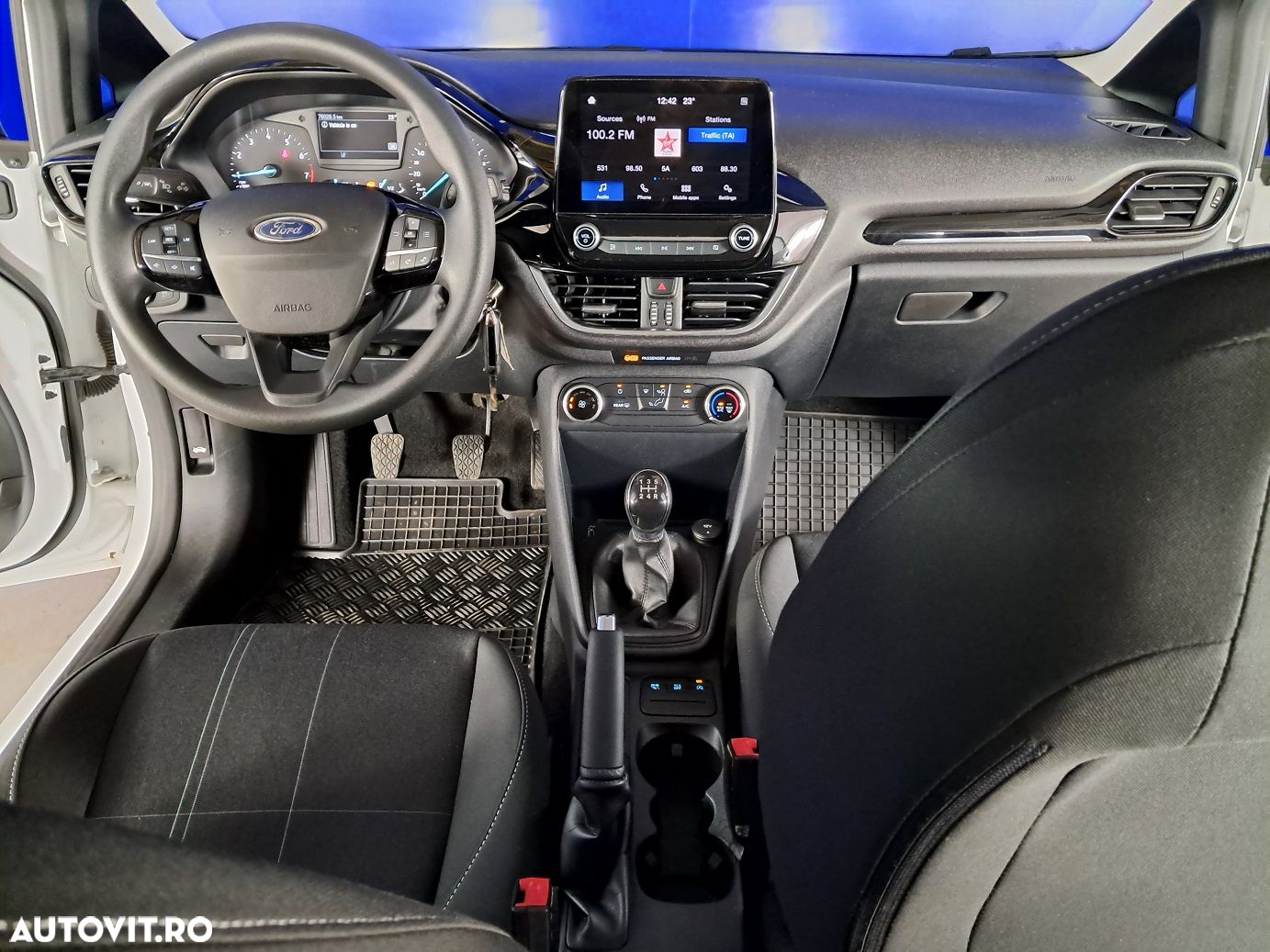 Ford Fiesta - 14