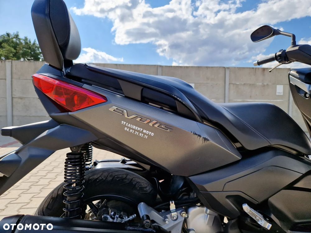 Yamaha X-max - 27