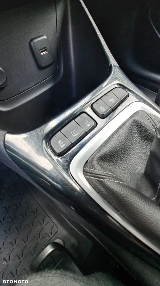 Opel Crossland X - 10