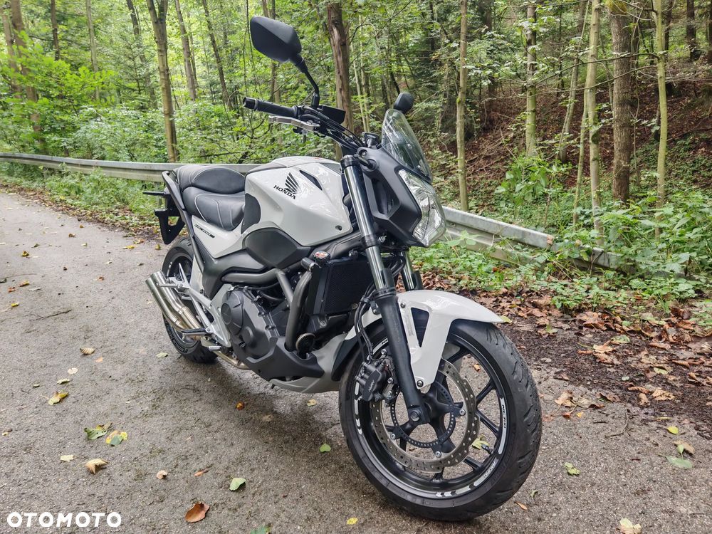 Honda NC - 16