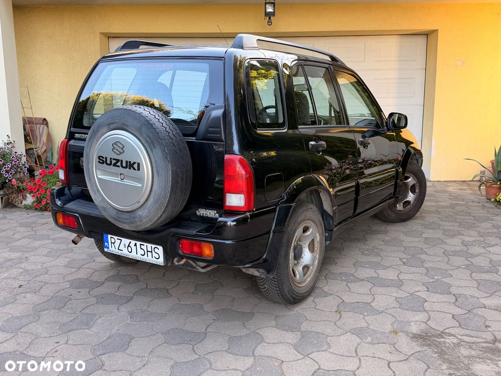 Suzuki Grand Vitara 2.0 - 5
