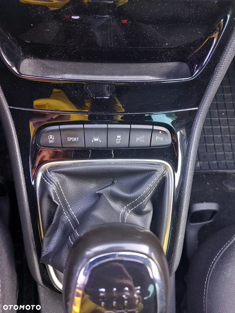 Opel Astra 1.6 CDTI Sport - 12