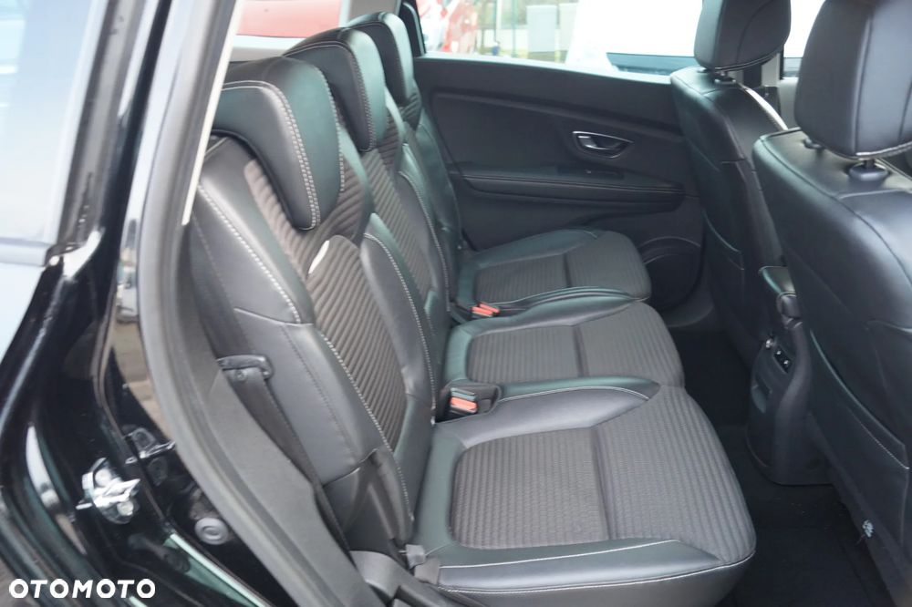 Renault Grand Scenic - 30