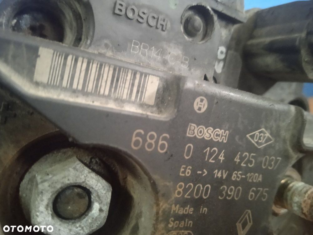 Alternator Modus Clio III 1.5 DCI  0124425037 8200390675 - 3