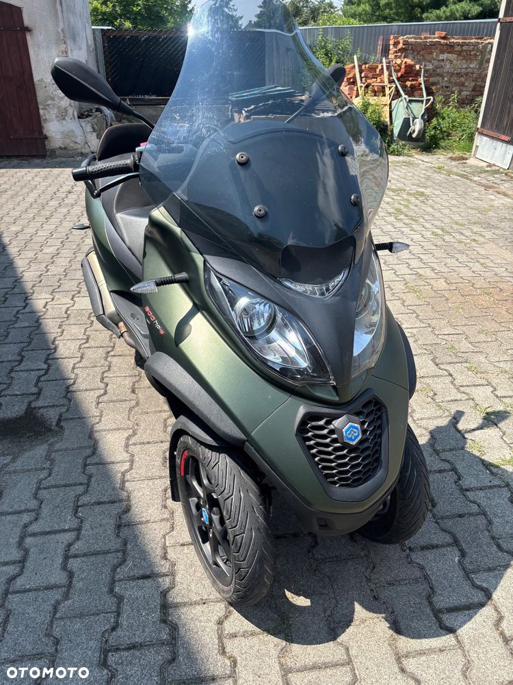 Piaggio MP-3 - 9