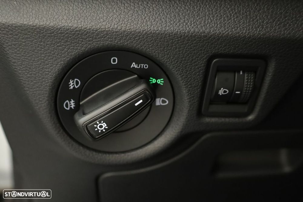 Skoda Kamiq 1.0 TSI Selection DSG - 18