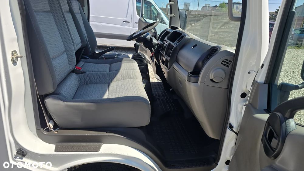 Nissan Cabstar - 15