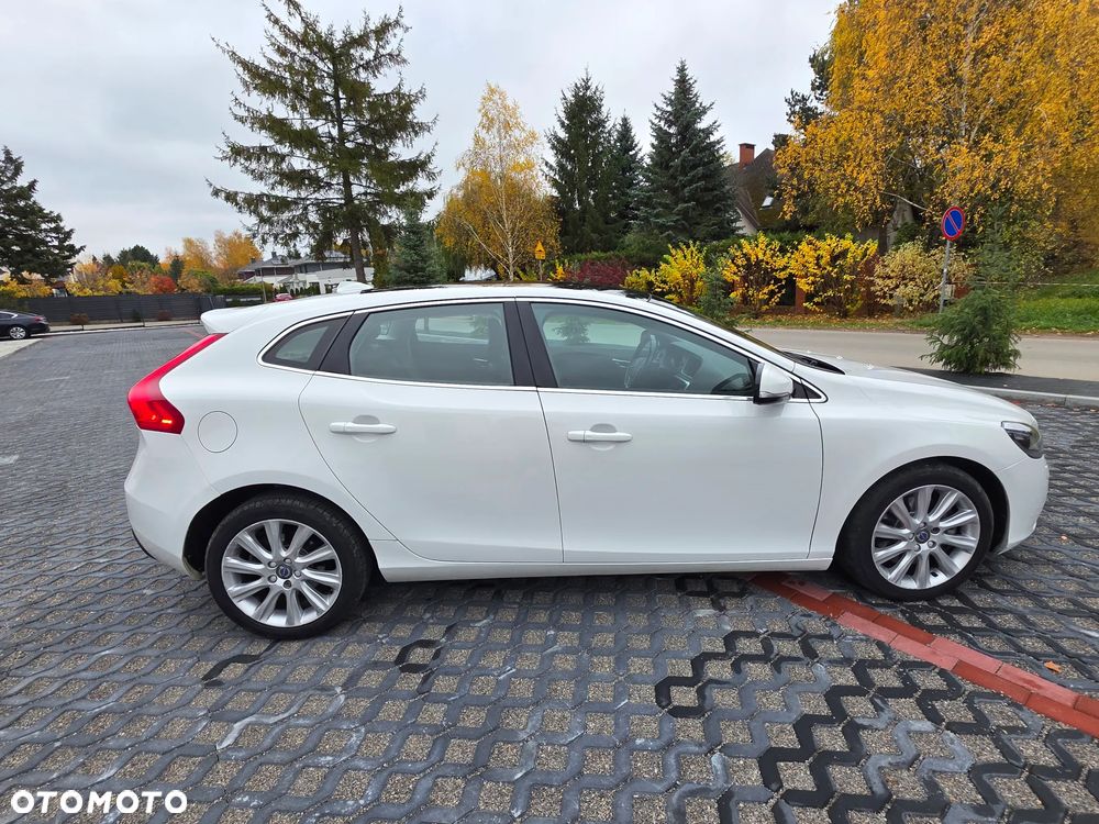 Volvo V40 - 22