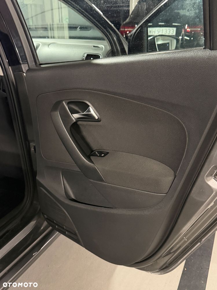 Volkswagen Polo - 19