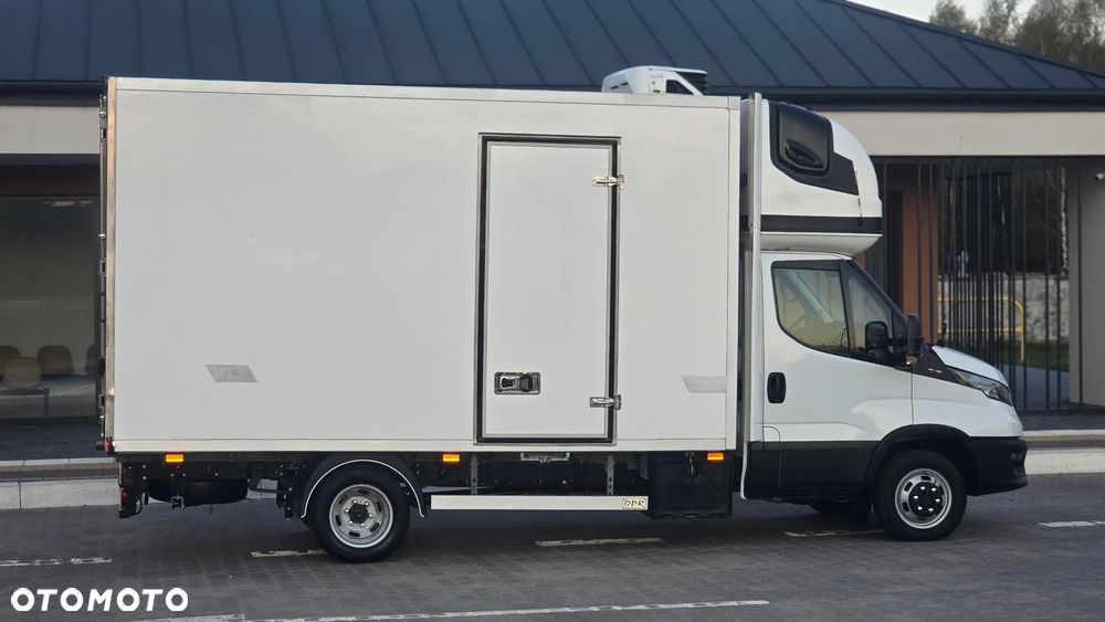 Iveco ❗️❗️DAILY 3.0 180Km 50C18 JAK NOWY ❗️❗️NOWY MODEL / CHŁODNIA MROŹNIA -32 +32 / ZASILANIE 230V / PIERWSZY WŁASCICIEL  / TEMPOMAT AKTYWNY / BLIŹNIAKI / ZASILANIE 230V / GRUBA SCIANKA / ZABUDOWA DPR / AGREGAT CARRIER XARIOS 350 / WERSJA WZMOCNIONA / FULL OPCJA / SERWIS ASO / SALON POLSKA / 35C15 50C15 35C18❗❗ JAK Z SALONU - NOWY -❗❗ - 25
