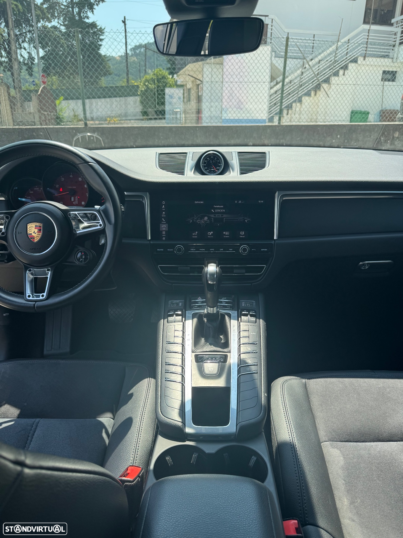 Porsche Macan - 16
