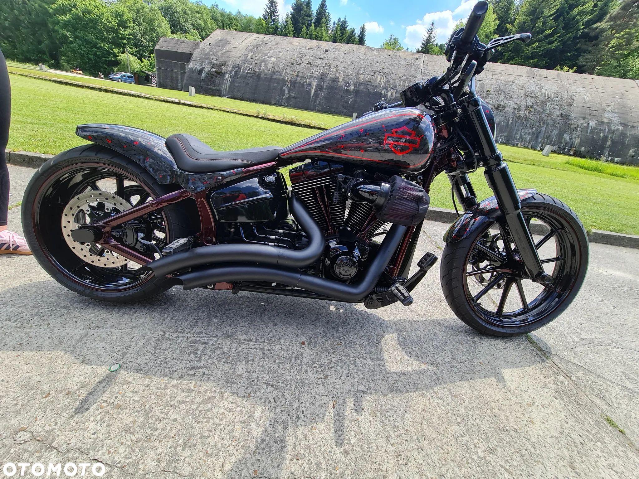 Harley-Davidson FXSB Breakout - 1