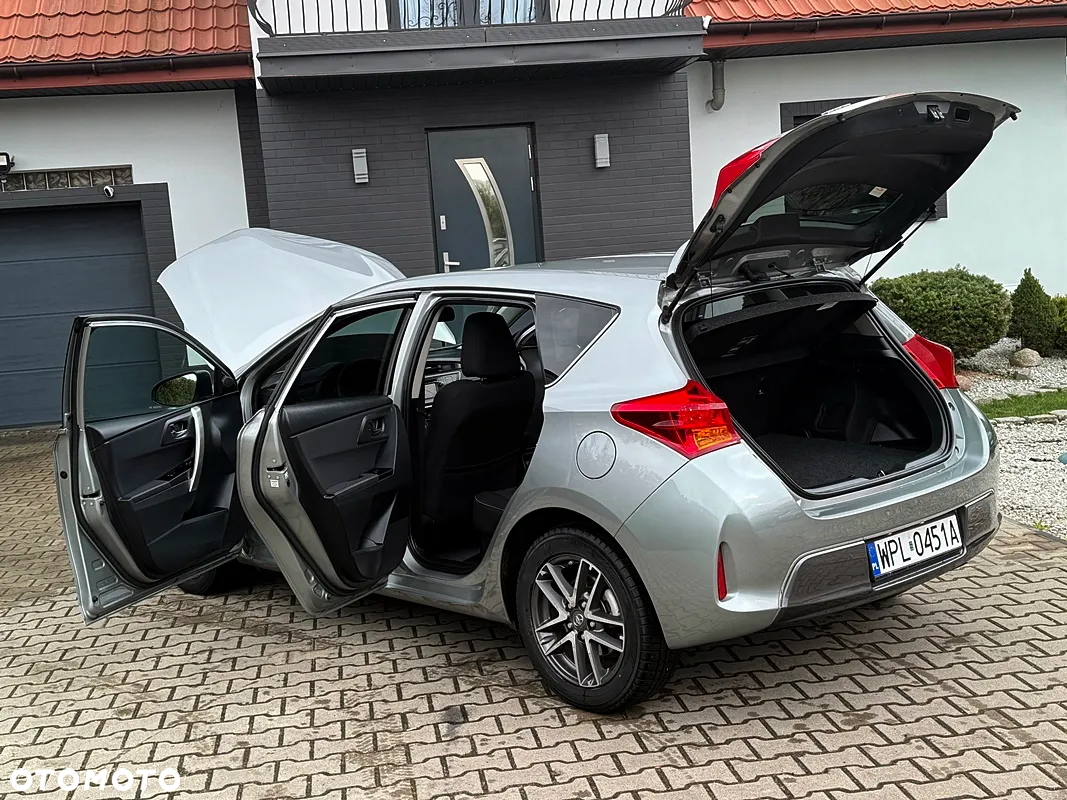 Toyota Auris 1.8 VVT-i Hybrid Automatik Executive - 38
